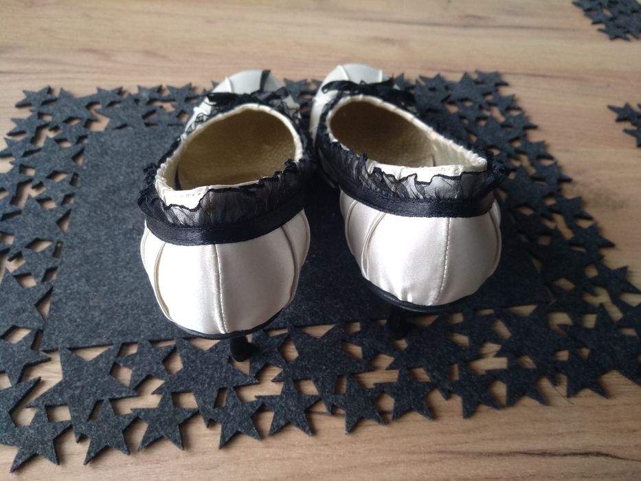 Buty do sypialni burleskowe