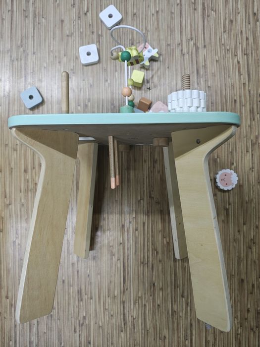 Stolik edukacyjny JANOD