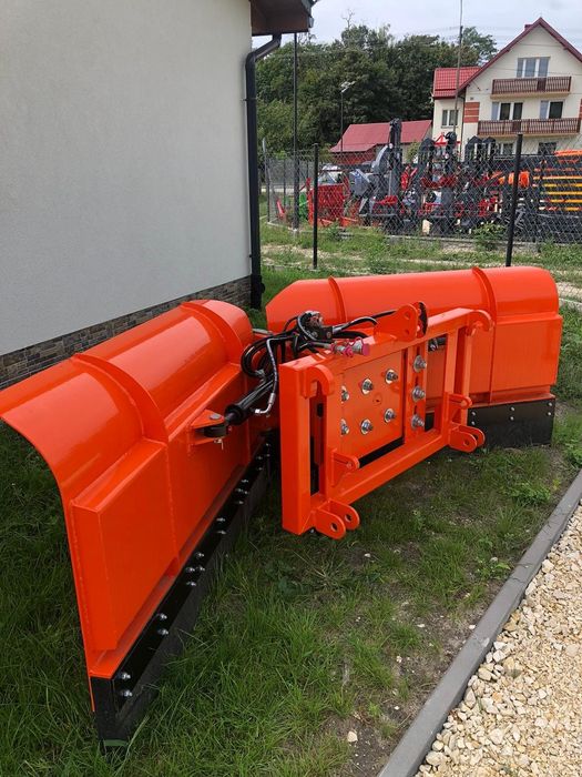 Solidny pług do śniegu strzałka składany hydrauliczny do tuza tura Metal-Technik