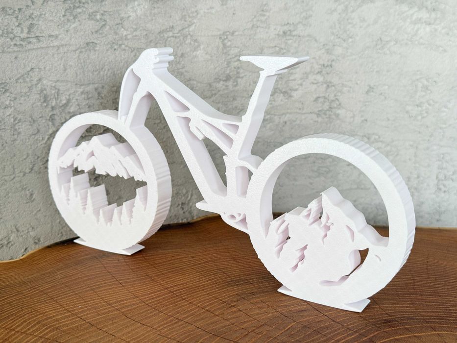 Ozdoba na biurko, półkę rower MTB w klimacie górskim-Druk3D, biały