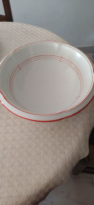 Vendo taça grande.