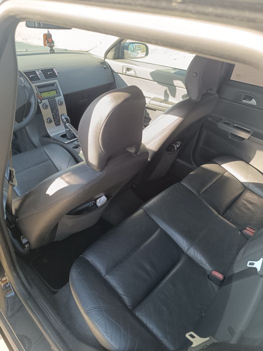 Volvo v50 1.6D Bem conservado