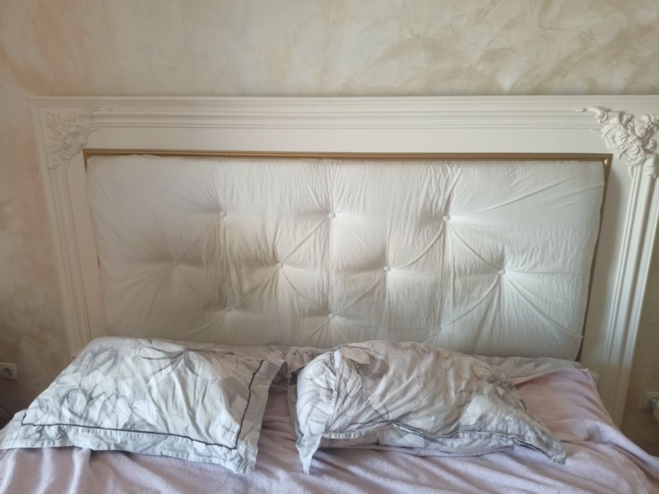 Замена ткани,кожзама на стульях ,креслах, диванах переклейка стульев