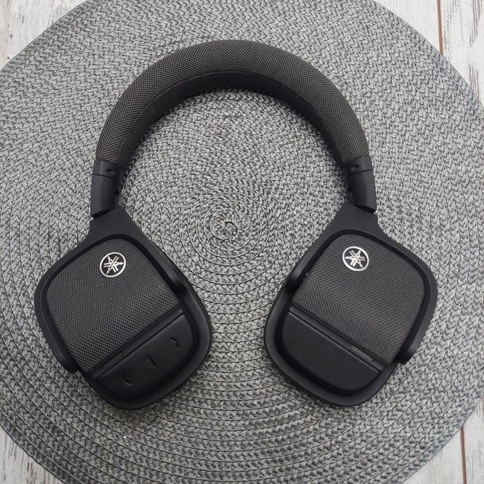 ТОП Наушники безпроводные Yamaha YH-L700A