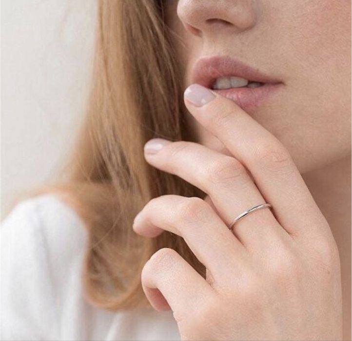 Каблучка срібло 925 колечко срібне тонке мінімалізм 10565