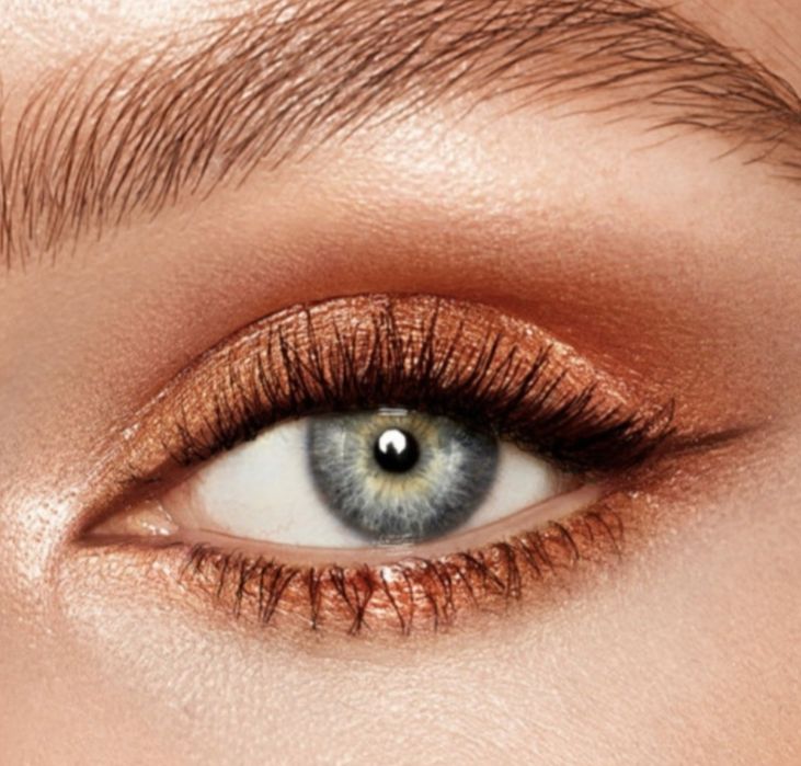 Charlotte Tilbury - Sombra Star Gold