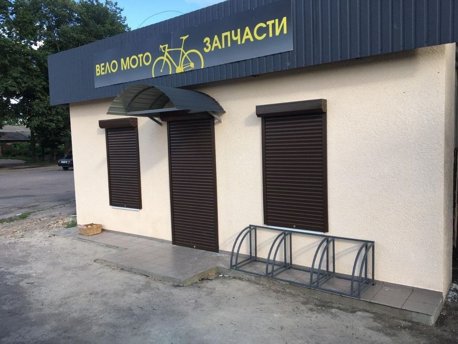 Продам магазин у м. Мена