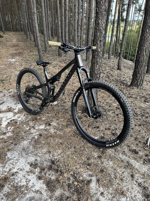 Commencal Tempo RIDE DARK SLATE ,nie sprzedaj samej ramy tylko cały rower !!!