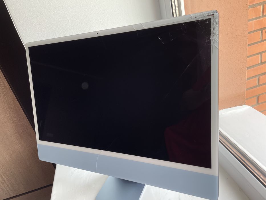 iMac 24 M1 8Gb/256Gb Blue  icloud