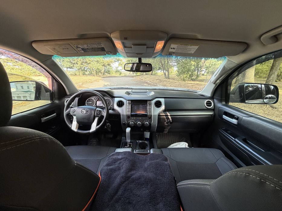 Toyota Tundra 2014