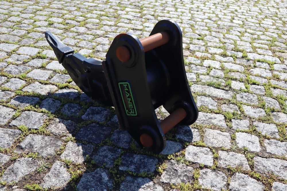 Ripper Escavadora Giratória Ø 45 / 4-10 t Haner