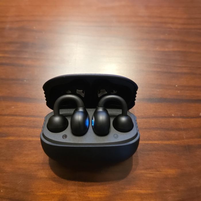Vendo Earbuds (novos)