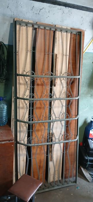 Продам кровать 190х80см
