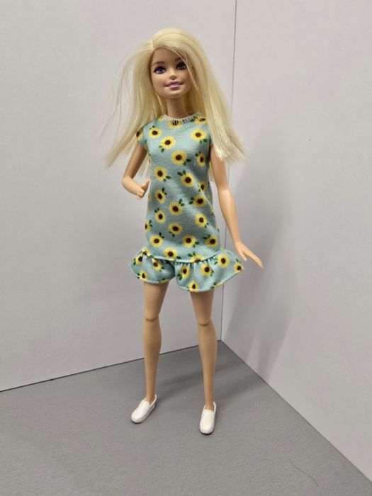 Zabawka  lalka Barbie