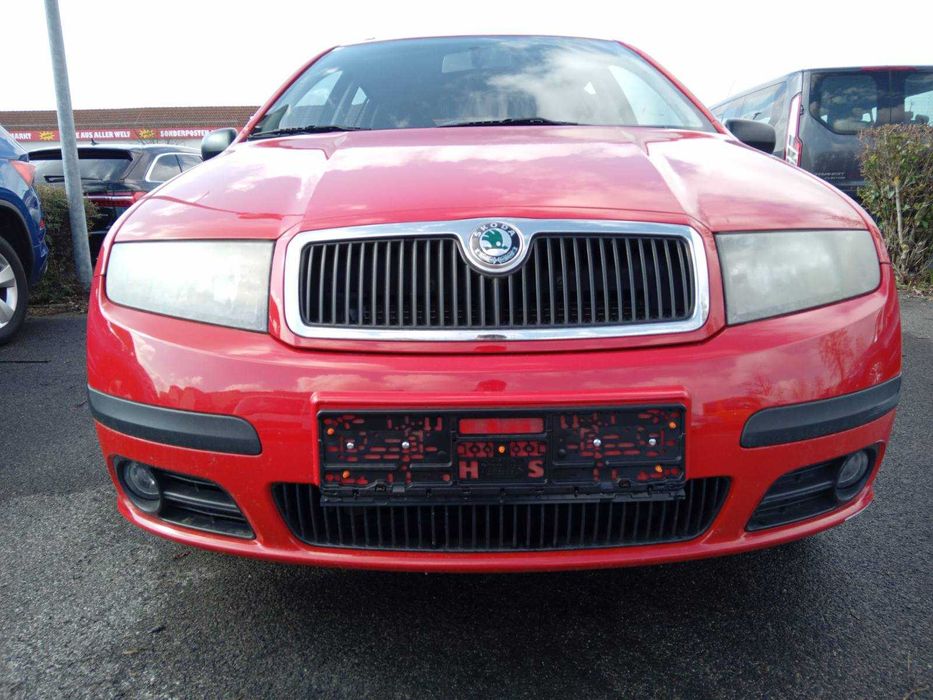 Skoda Fabia 1.4 бензин безаварійна