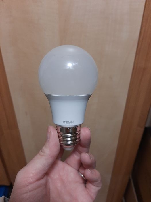 Żarówki Led mleczne Osram e27 4,9W 4000K 5szt