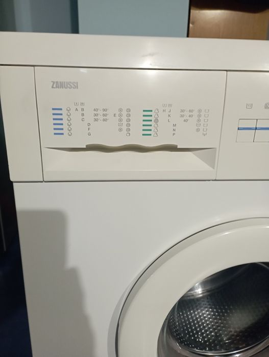 Пральна машинка Zanussi FL 622C