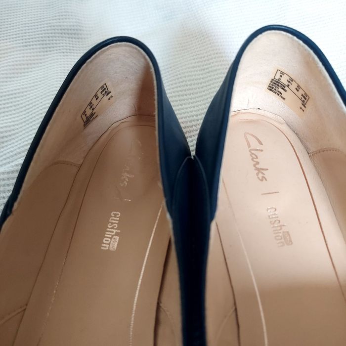 Туфли-слипоны Clarks, кожа, размер  41.5, темно-синие.