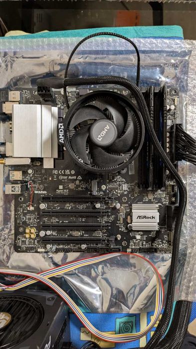 Материнська плата ASRock B550M-C R2.0 (sAM4, AMD B550)