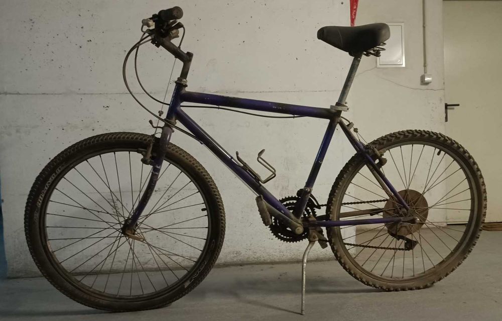 Bicicleta marca M.