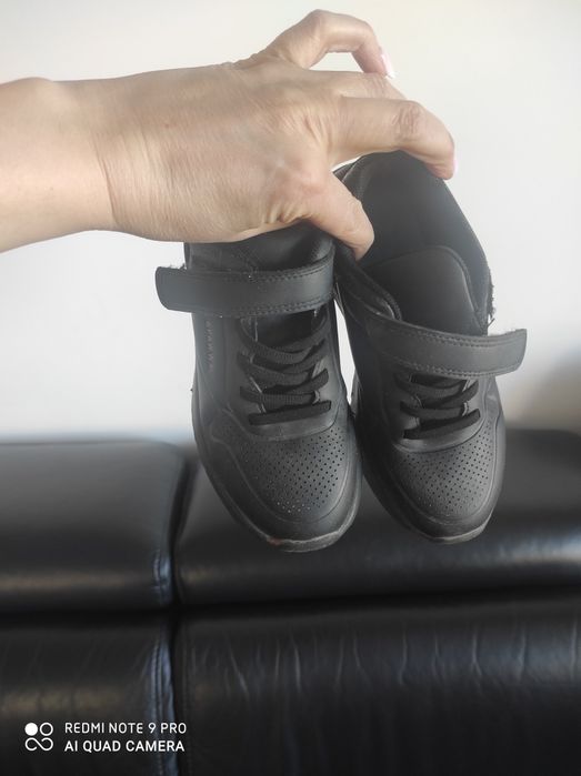 Sneakersy dziecięce 30