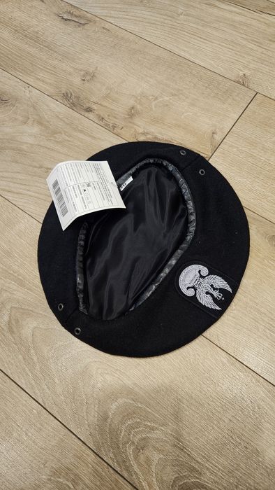 Beret czarny mon rozmiar 55-56 nowy