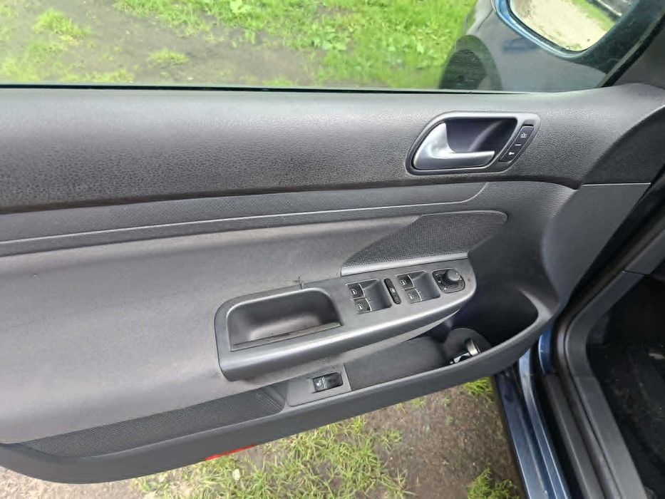 volkswagen Golf 5
