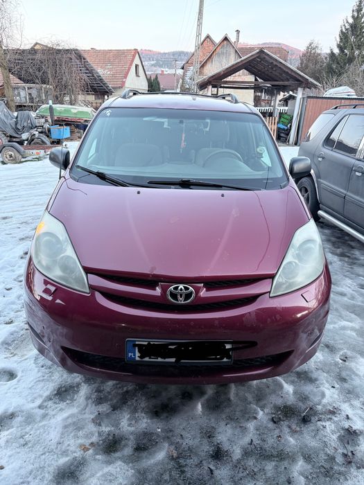 Toyota Sienna 4x4