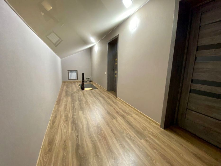 продам дом 143 кв. м 12 соток участок