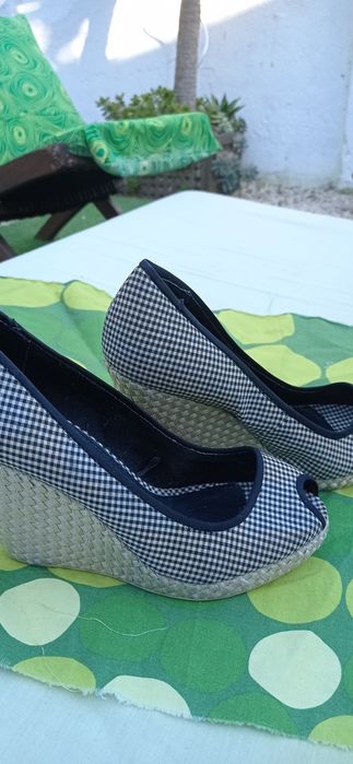 Sapatos da Bershka 38 e Zara 39 ler descrição