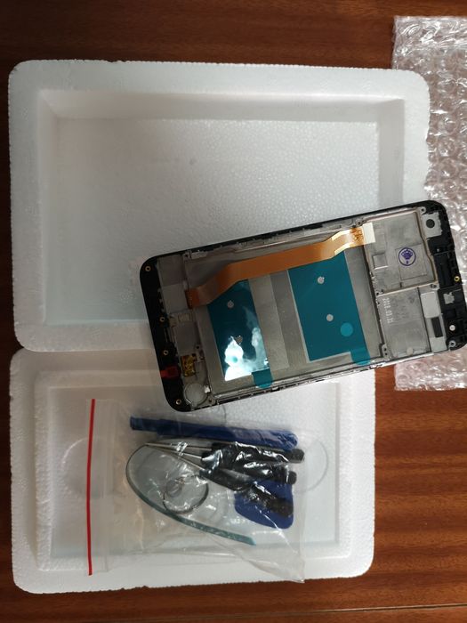 P9 Lite Screen (with Frame, Black)64584353992962124