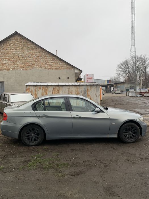 BMW e90 2006 2л газ/бензин
