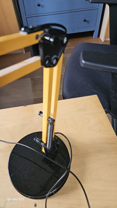 Lampka biurkowa dla chlopca