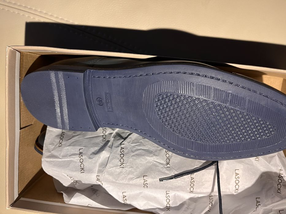 Nowe eleganckie męskie buty Lasocki r. 46