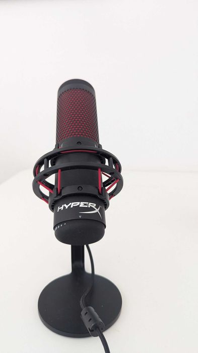 HYPERX - Quadcast USB Microphone - pouco usado