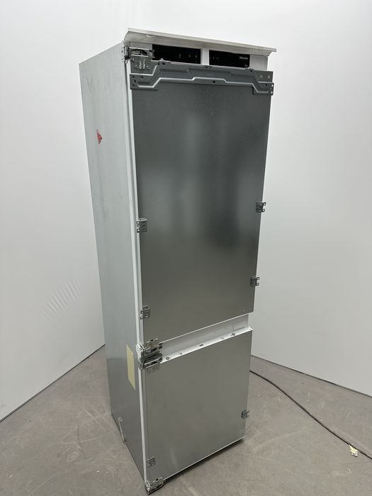 Виставка!Вбудований холодильник Miele Kd7724 e