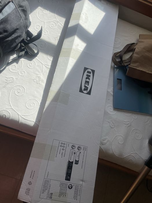 Cabideiro Ikea seminovo