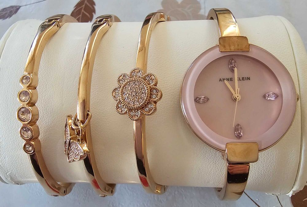 Набір Anne Klein годинник та браслети м Миколаїв