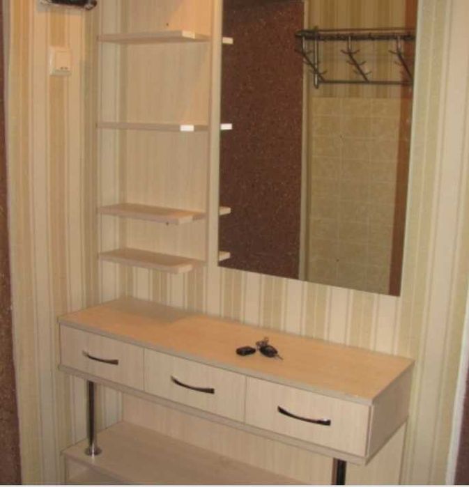 3 к/к, стадион Юность, на 1 этаже