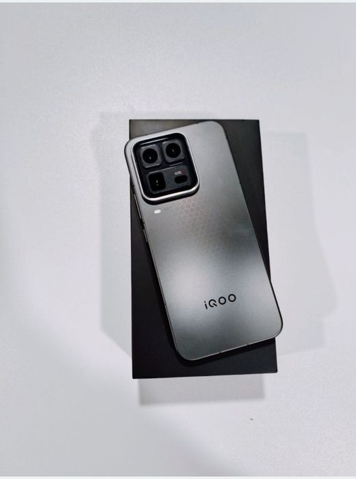 Vivo Iqoo 15 ultra 512GB