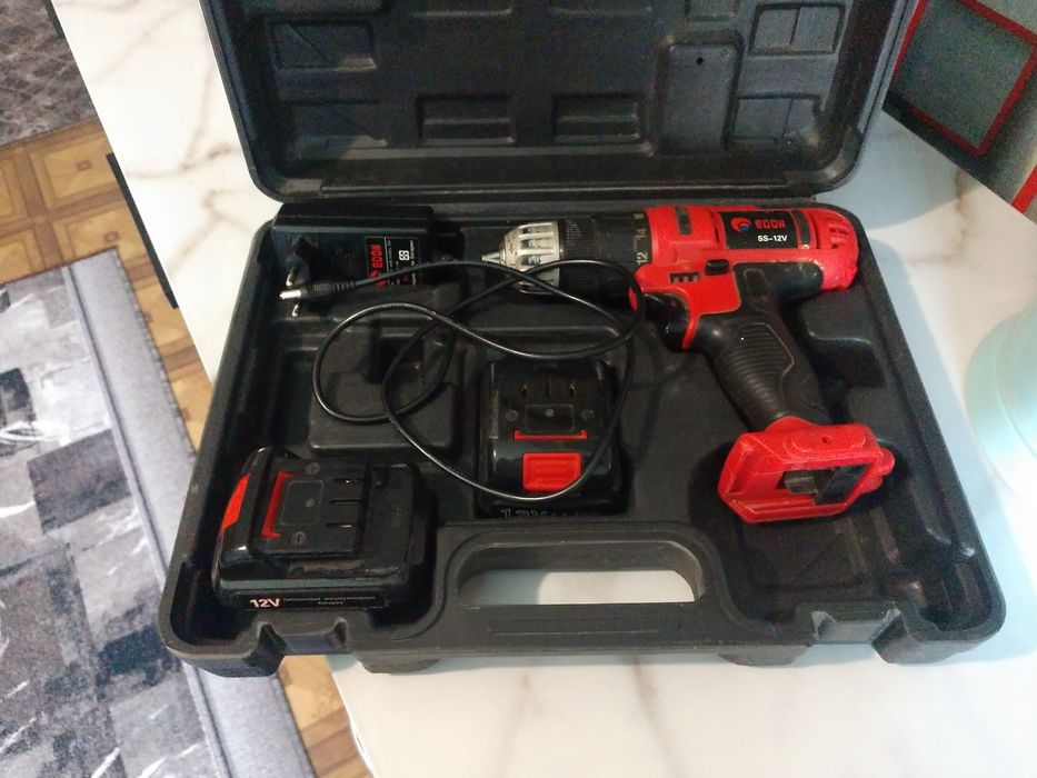 Шуруповерт EDON 12v: 800 грн. - Електроінструмент Буки на Olx