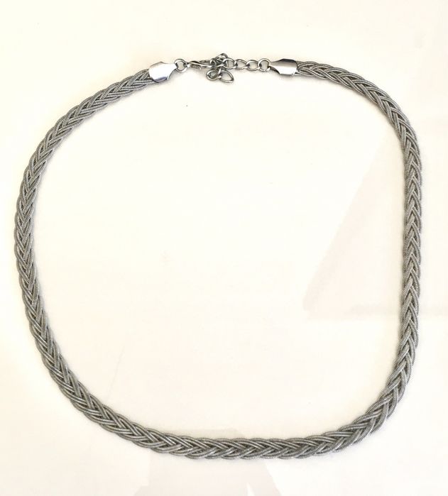 Colar prateado da Parfois