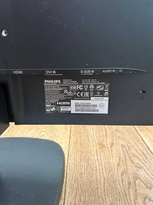 Monitor Philips 243V7QDAB/00 – 23,8" Full HD – Zestawy