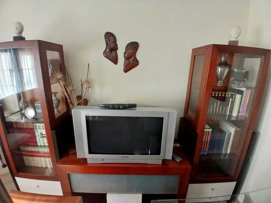 Mobília sala de jantar + sala de estar + móvel pequeno