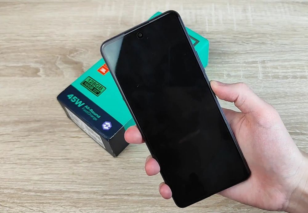 Продам смартфон Infinix