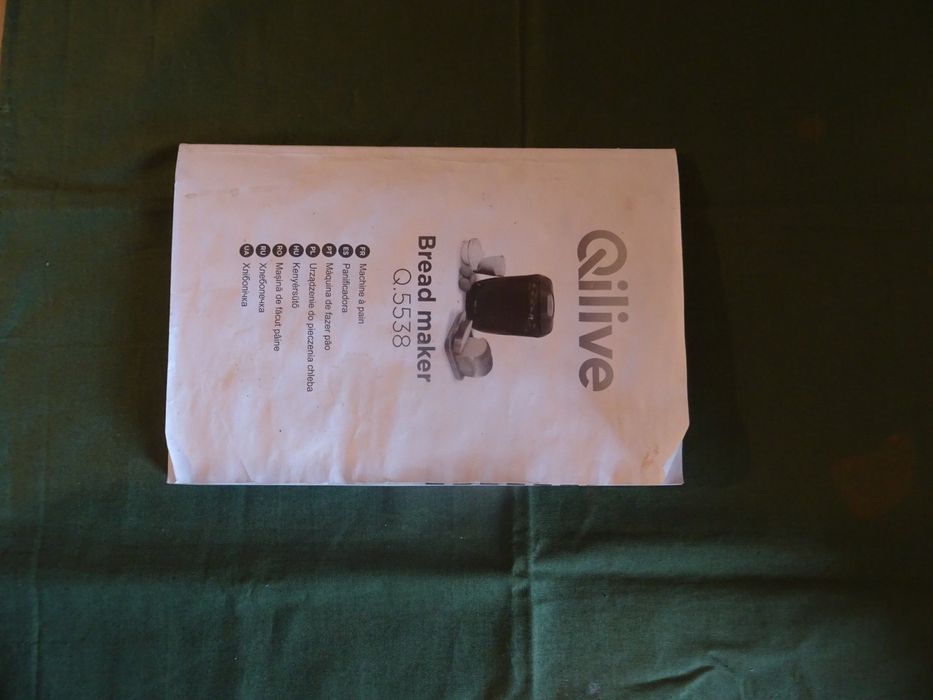 Máquina de pão marca Qilive