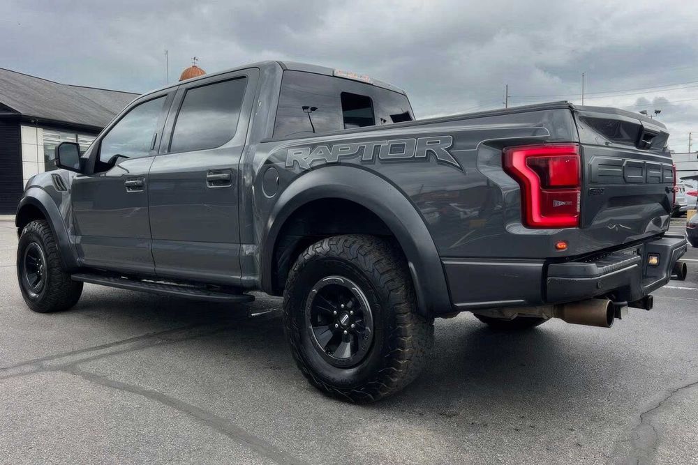 Ford F-150 Raptor SuperCrew 2018: 10 100 $ - Ford Київ на Olx