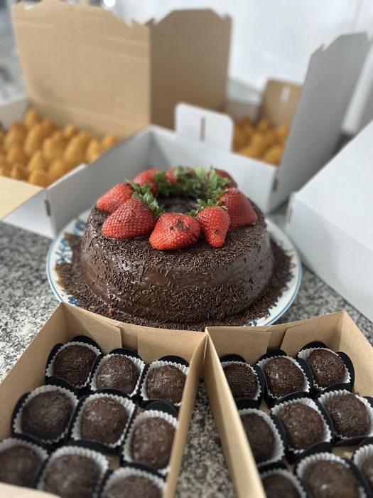 Faço doces para revenda