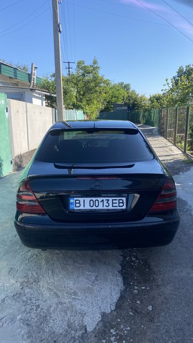 Мерседес Е-класс 211 2,2cdi на автомате!