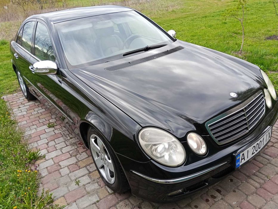 Mercedes-Benz w211